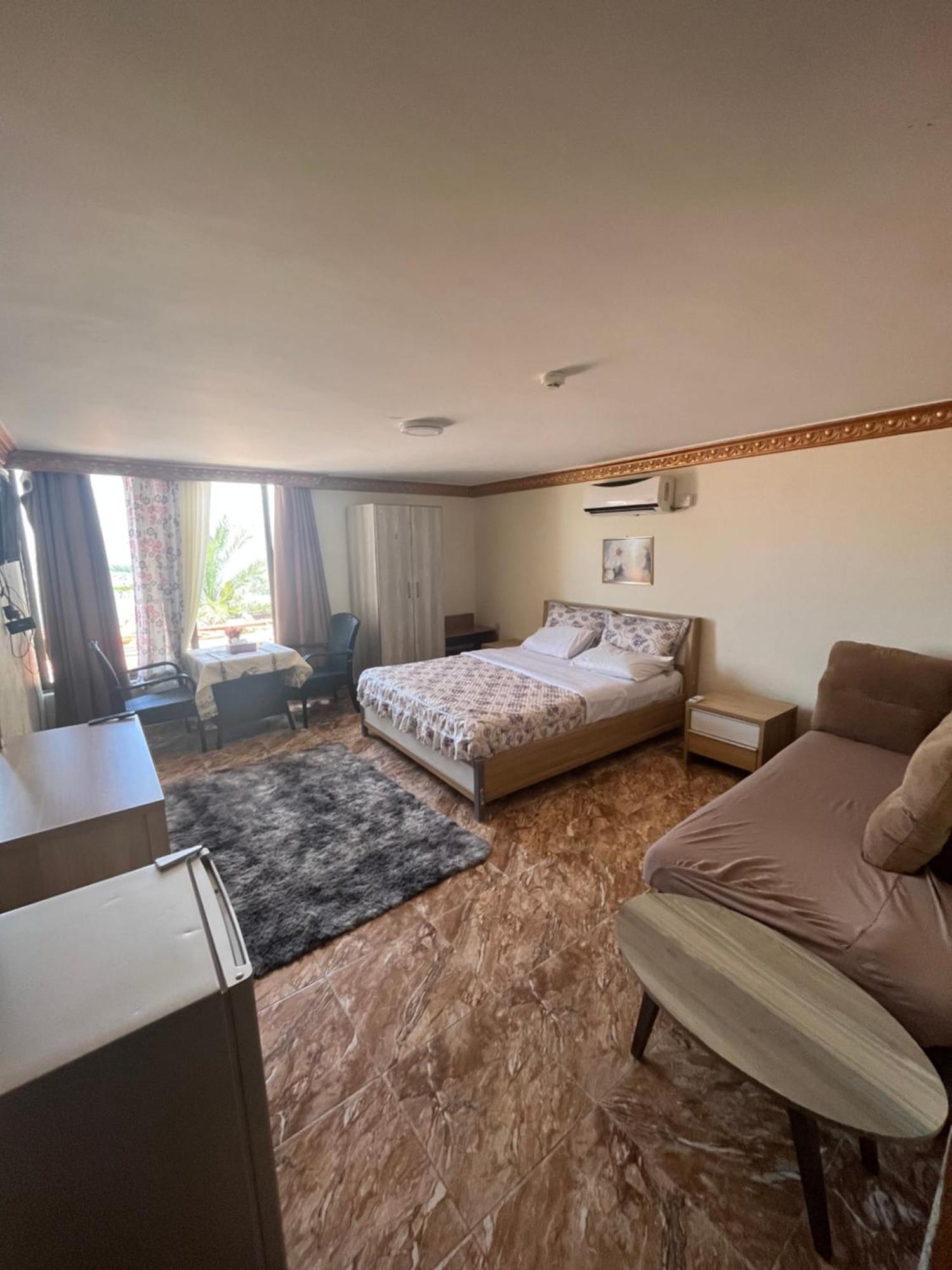 Al-Amer Chalets Aqaba Exterior photo
